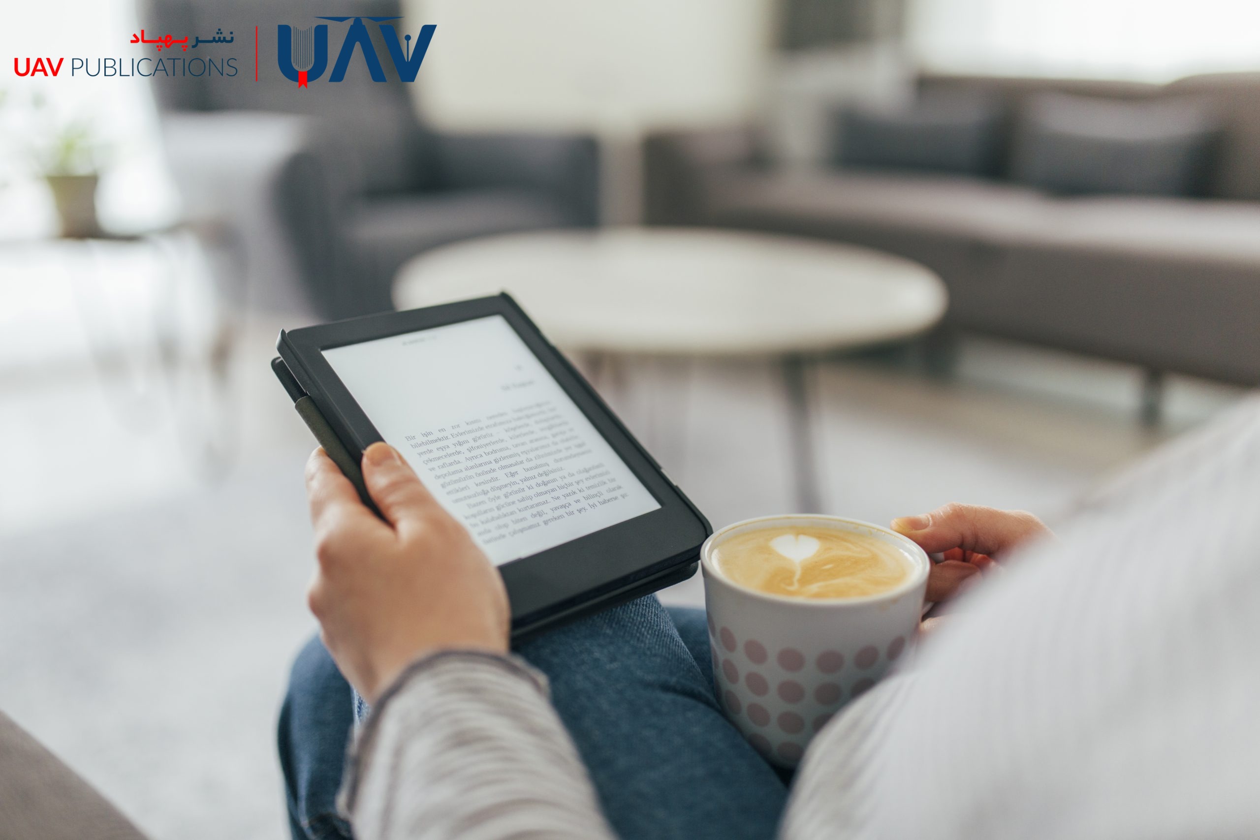 Advantages and Disadvantages of Digital E-Readers Compared to Physical Books